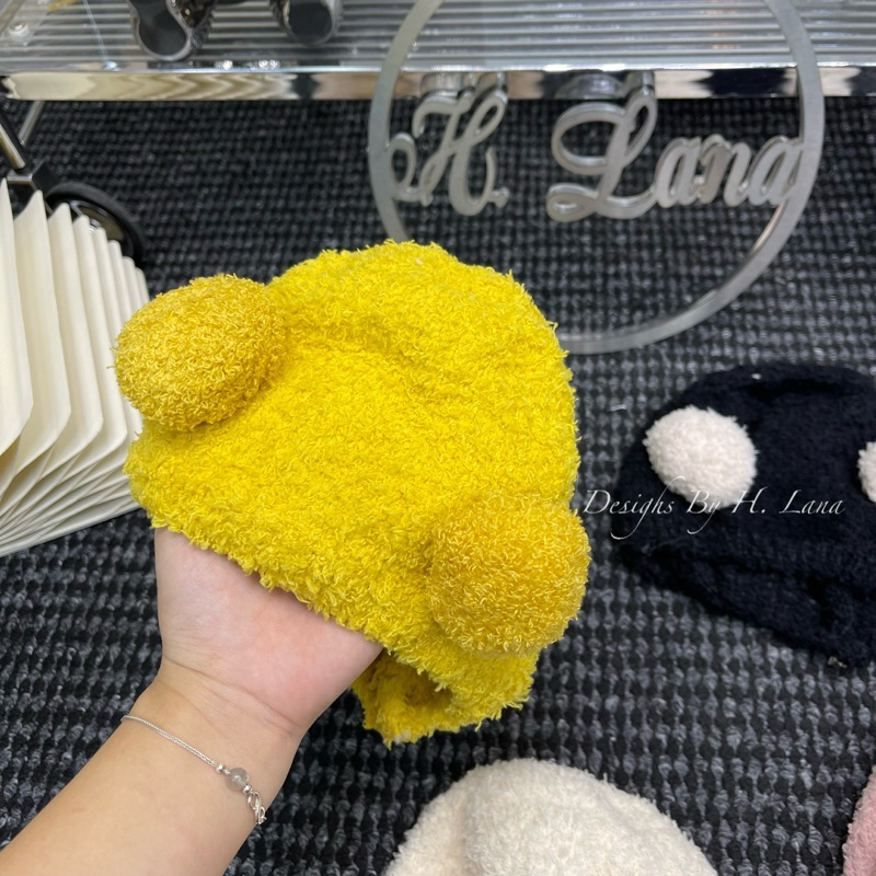 Mũ Len Lông Cục Bông 2 Lớp - Mũ Lông Xù Hai Quả Bông Có Dây Buộc Đáng Yêu Cho Bé Từ 3-18 Tháng