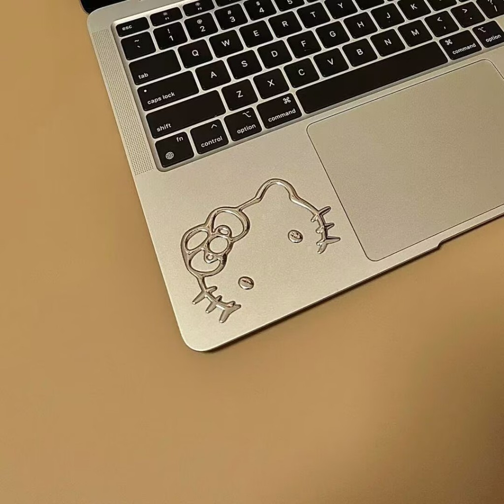 nhãn dán Hello Kitty 3D cho máy tính, tai nghe, xe điện, ô tô