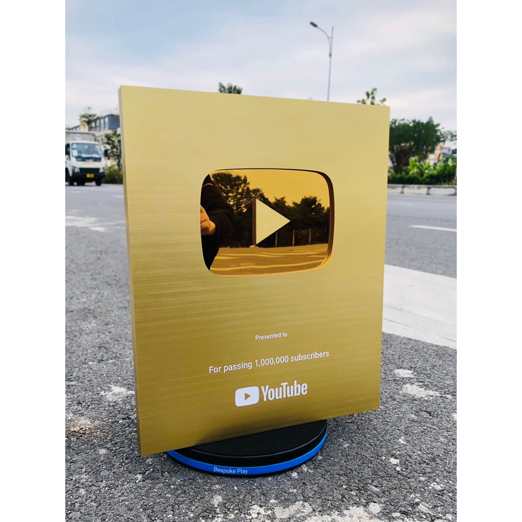 Nút Vàng Youtube