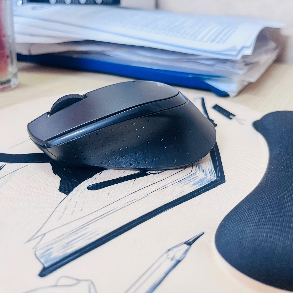 Chuột Không Dây Logitech M330 Silent Plus – Click êm như crush trả lời tin nhắn trong im lặng! 😎