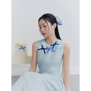 Đầm bí OLV dáng dài thêu đính nơ nữ tính Baby Blue Waisted Embro Dress phù hợp đi chơi đi làm