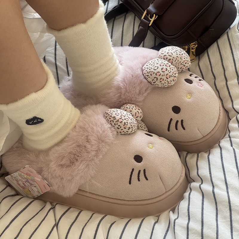 Kitty Nơ Sục Mùa Đông Ấm Chân Đế 4CM