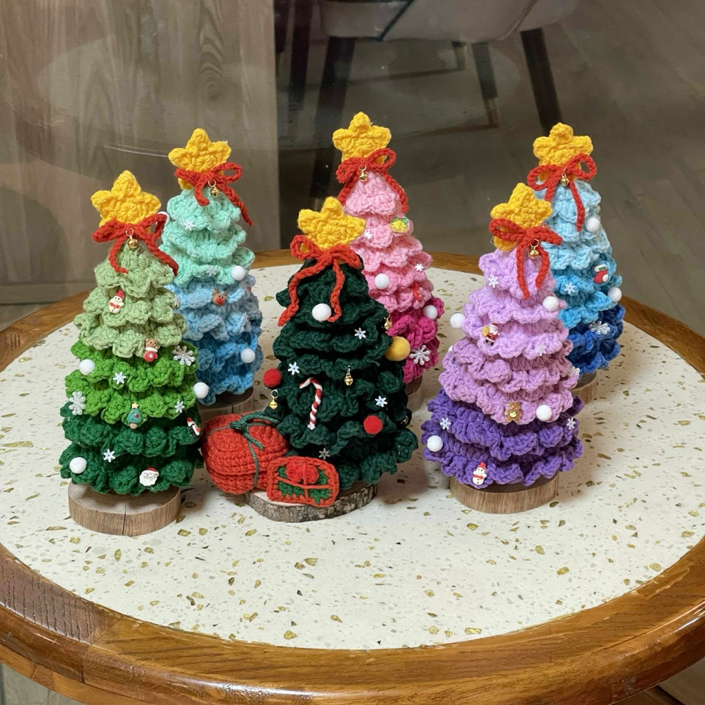Cây Thông Len Handmade Đế Gỗ Nhiều Màu Sắc Quà Tặng Noel Giáng Sinh Dễ Thương Made by Haste