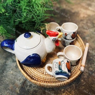 Bộ Bình Tích Gốm Xưa Hình Con Gà Kèm Dĩa Và Ly Nhiều Dung Tích - Gốm Thủ Công Cao Cấp Xưa Lái Thiêu Cho Người Hoài Niệm