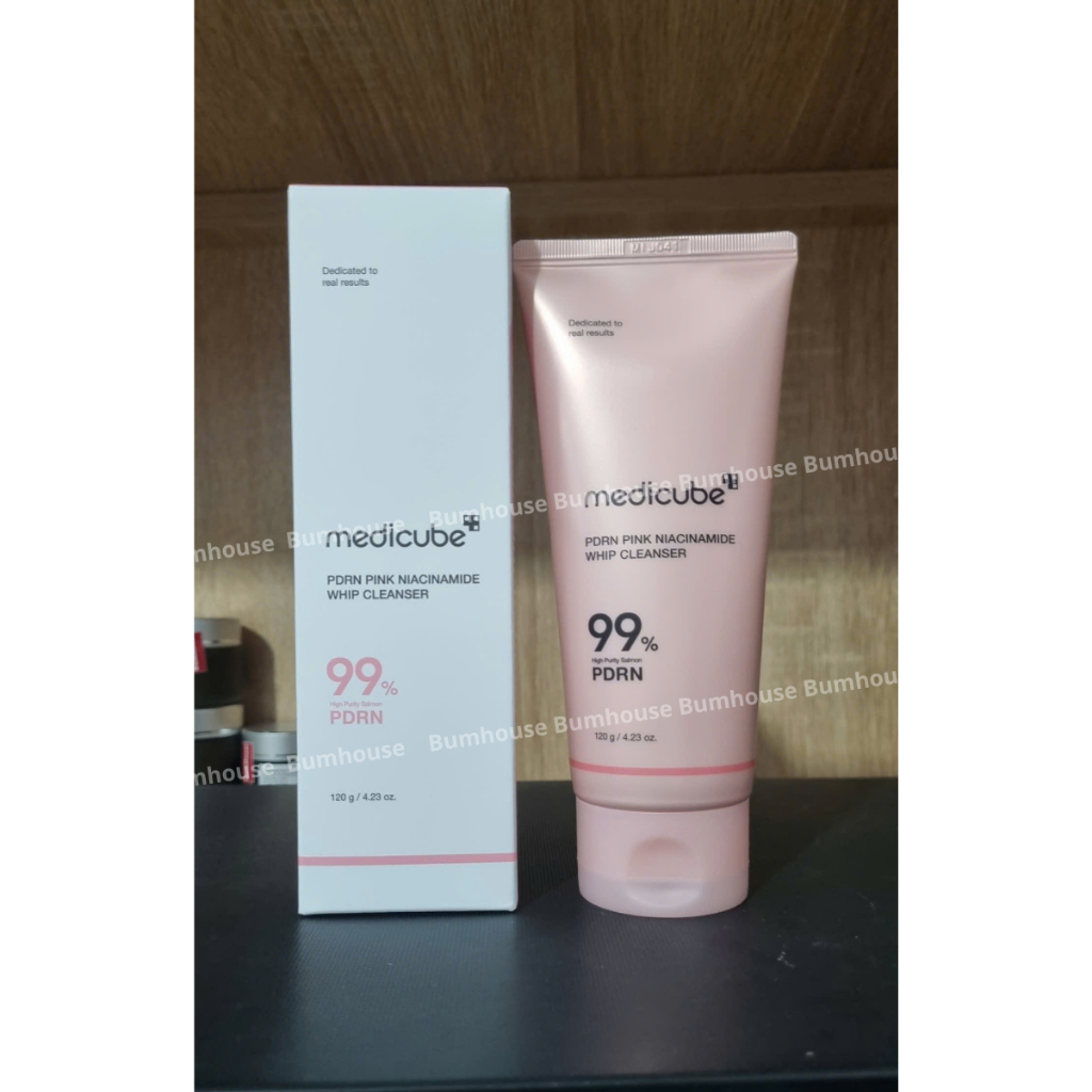 Sữa rửa mặt làm sạch da Medicube PDRN Niacinamide 120g
