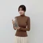 Áo Thun Nữ Dáng Ôm Tay Dài MCA Kiểu Cổ Lọ Phong Cách Basic A51535