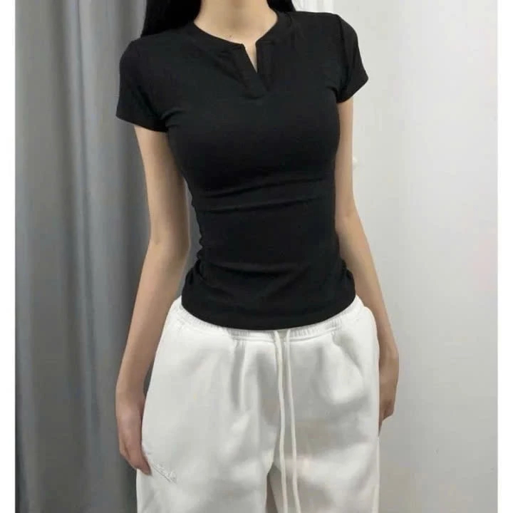 [Peinn] Áo thun cổ trụ tàu ôm body cotton 2 màu trắng xám 126 Store-MA 305