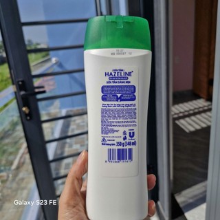 Sữa tắm Hazeline gạo hoa Bưởi chai 350g