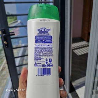 Sữa tắm Hazeline gạo hoa Bưởi chai 350g
