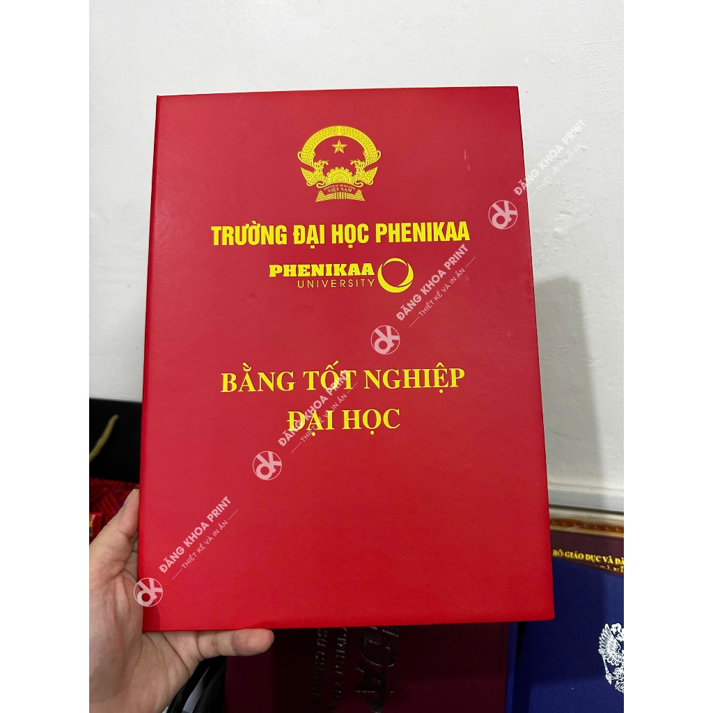 [Link 2] Bìa đựng bằng khen, bìa đựng chứng chỉ, bìa chụp ảnh kỷ yếu các trường đại học, cao đẳng mẫu sẵn
