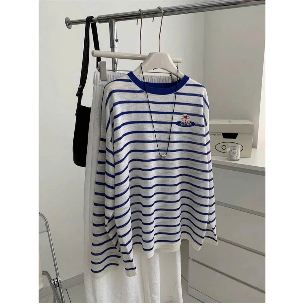 Áo dài tay nữ kẻ sọc ngang màu xanh đậm, dáng rộng basic in hình JULY FASHION, Chất thun xượt, cotton dày dặn mềm mịn