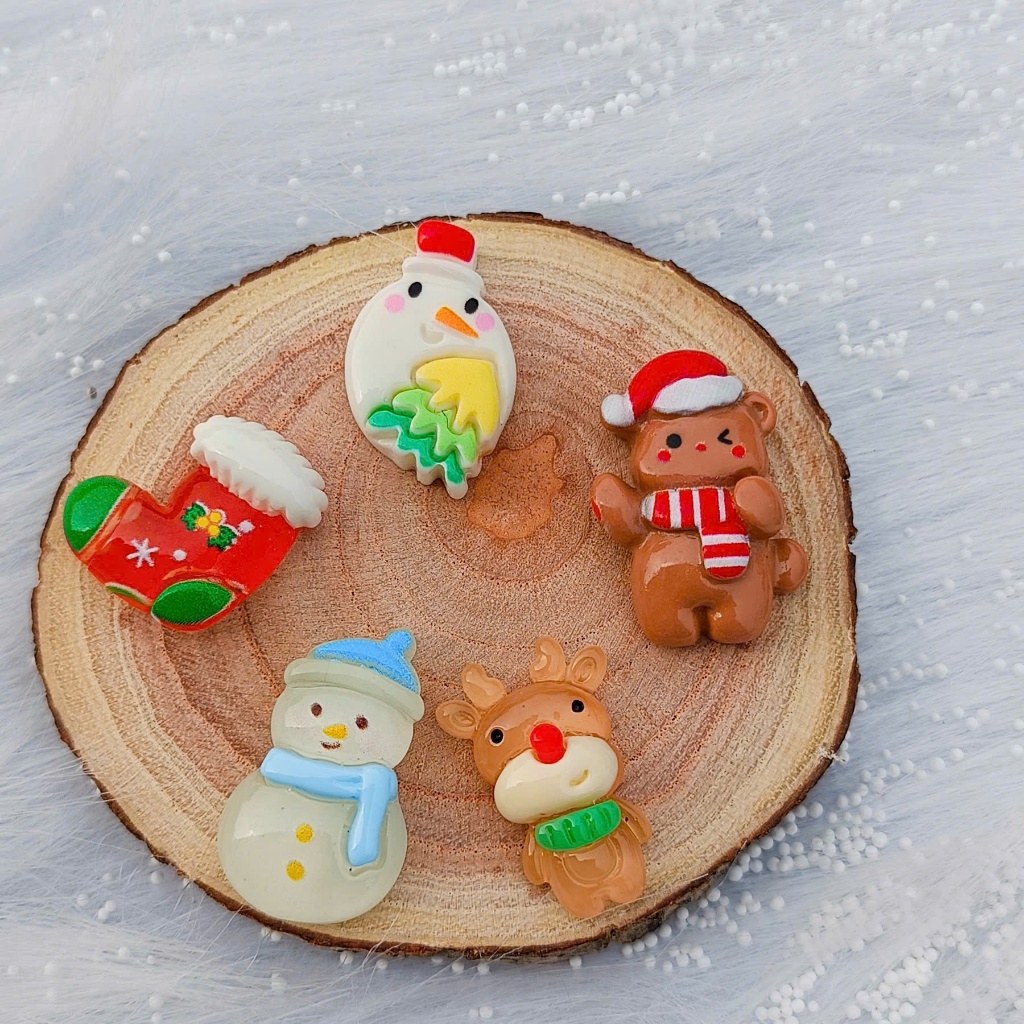Charm nổi nhựa Noel – Set 10/20 chiếc trang trí handmade DIY, dán ốp điện thoại – Mua 10 tặng thêm 1, mua 20 tặng thêm 2