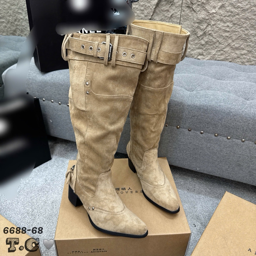 🆘 Boot dài  da lộn đai khuy đế bệt