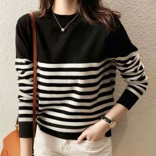 Áo Len Cổ Tròn Oversize Phối Kẻ Sọc Năng Động Cá Tính Basic