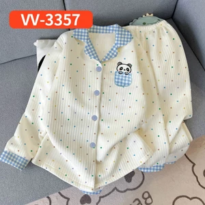 Bộ đồ ngủ cotton chần bông mùa thu đông, họa tiết hoạt hình có cổ bẻ dễ thương và ấm áp,mặc ở nhà