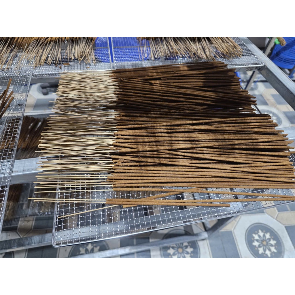 Nhang quế sạch Gió Quê (Không hóa chất, không đậu tàn) Hộp 100 nén
