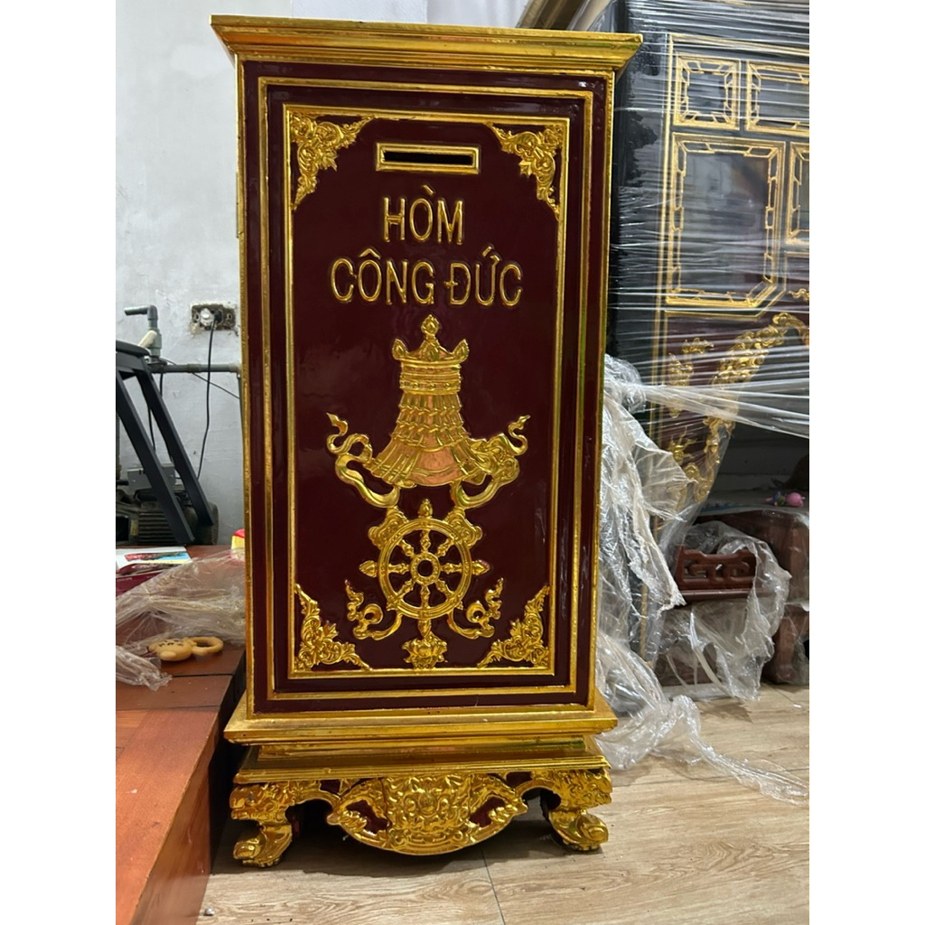 Hòm công Đức gỗ mít sơn son thếp vàng