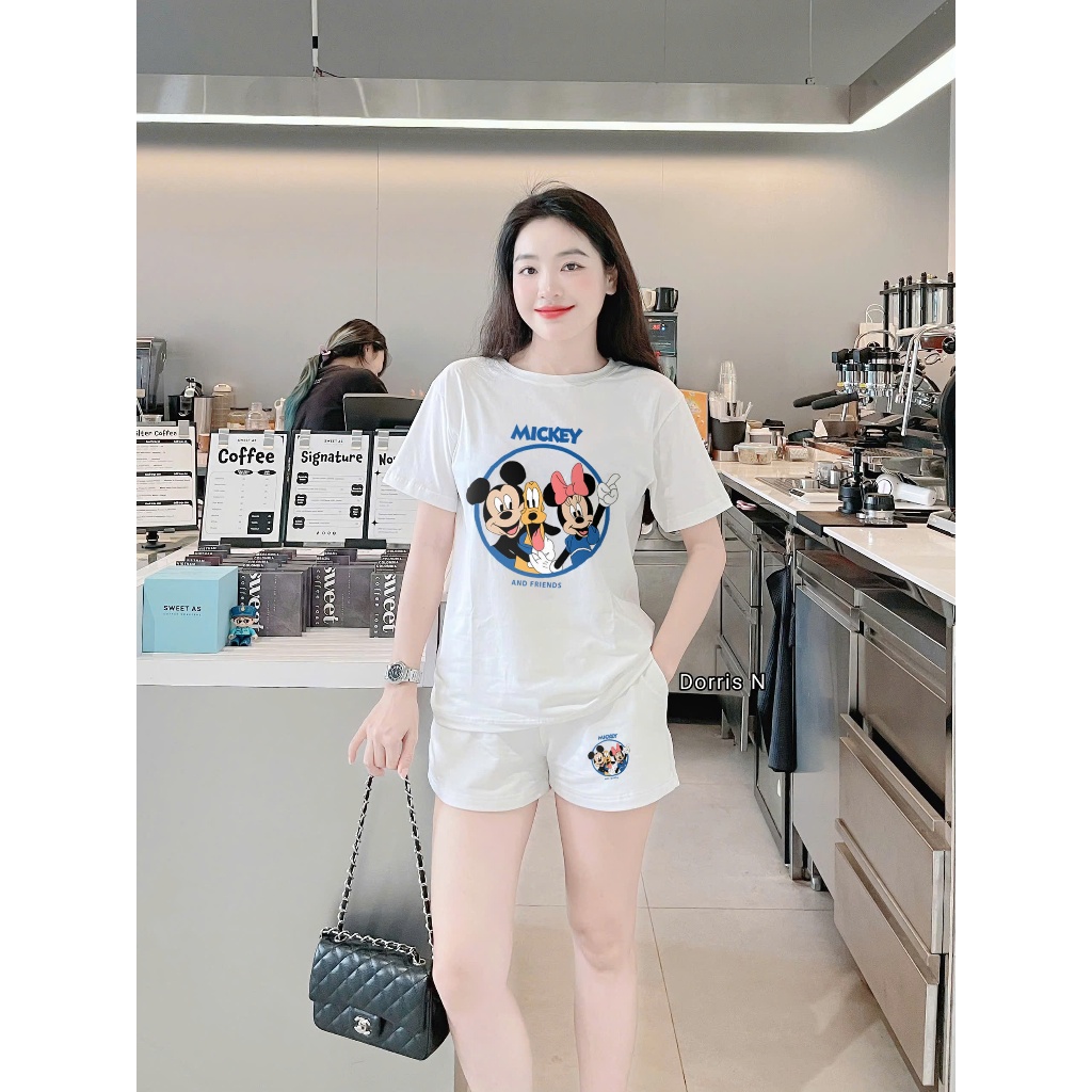Bộ Quần Áo Phông DORRIS N Mickey & Friends Cổ Tròn Kèm Quần Sooc Nỉ Da Cá Cao Cấp