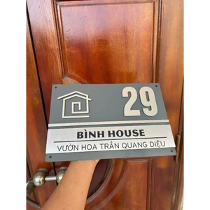 Biển số nhà CAO CẤPX NỀN GHI XÁM CHỮ BẠC XƯỚC
