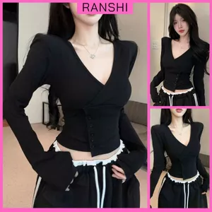Áo Thun Dài Tay Nữ Phối Cúc Eo Cổ Tym RANSHI Ôm Tôn Body Mặc Đi Chơi Đi Cà Phê Chất Cotton Mềm - RA348