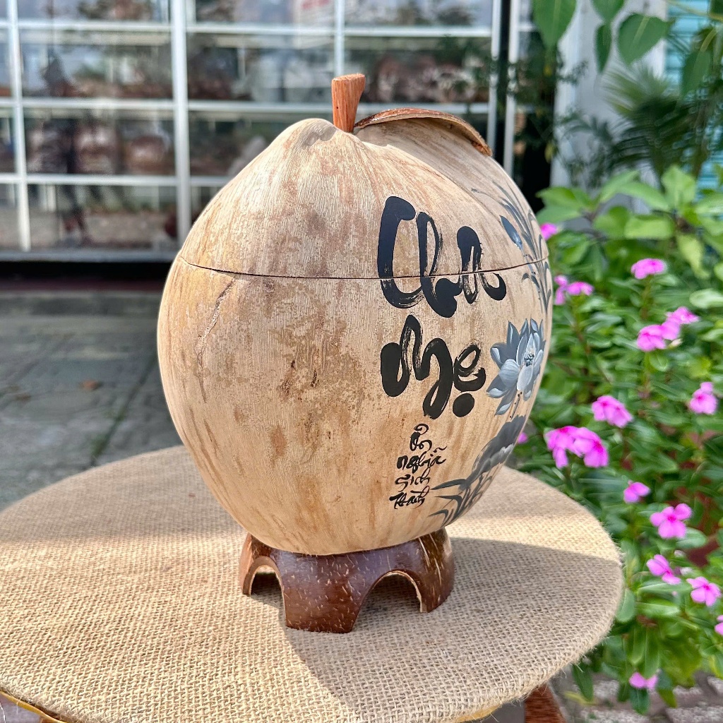 [ SIZE 800ML - 1000ML ] Bình Ủ Trái Dừa Vẽ Thư Pháp Mẫu CHA MẸ THÔ XÁM Giữ Nhiệt Ấm Trà Cao Cấp, Trang Trí Bàn Trà Sang