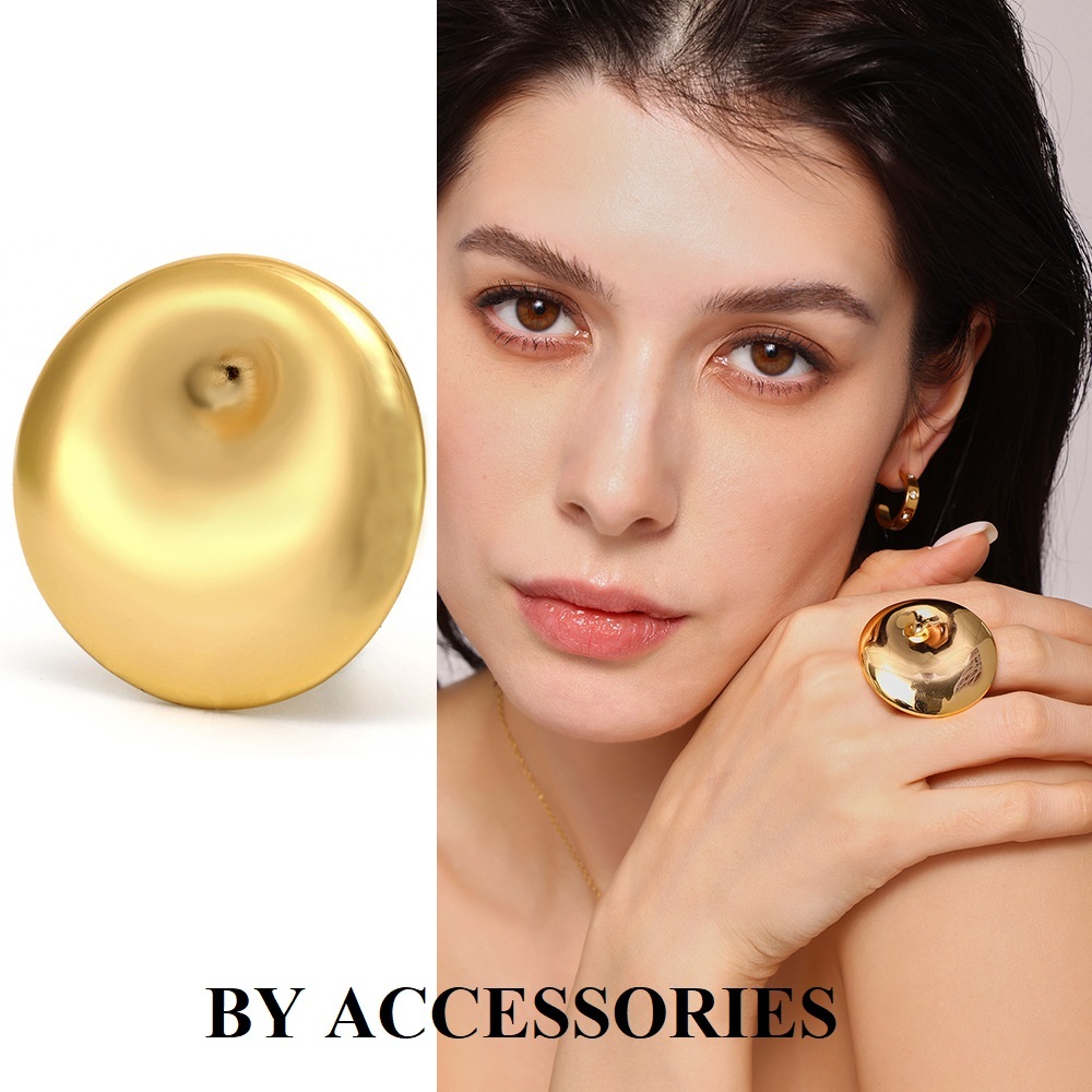 Nhẫn nữ titan mặt bản tròn lớn xoáy giữa phong cácg mới lạ mạ vàng 18K không gỉ WR2512 BY ACCESSORIES