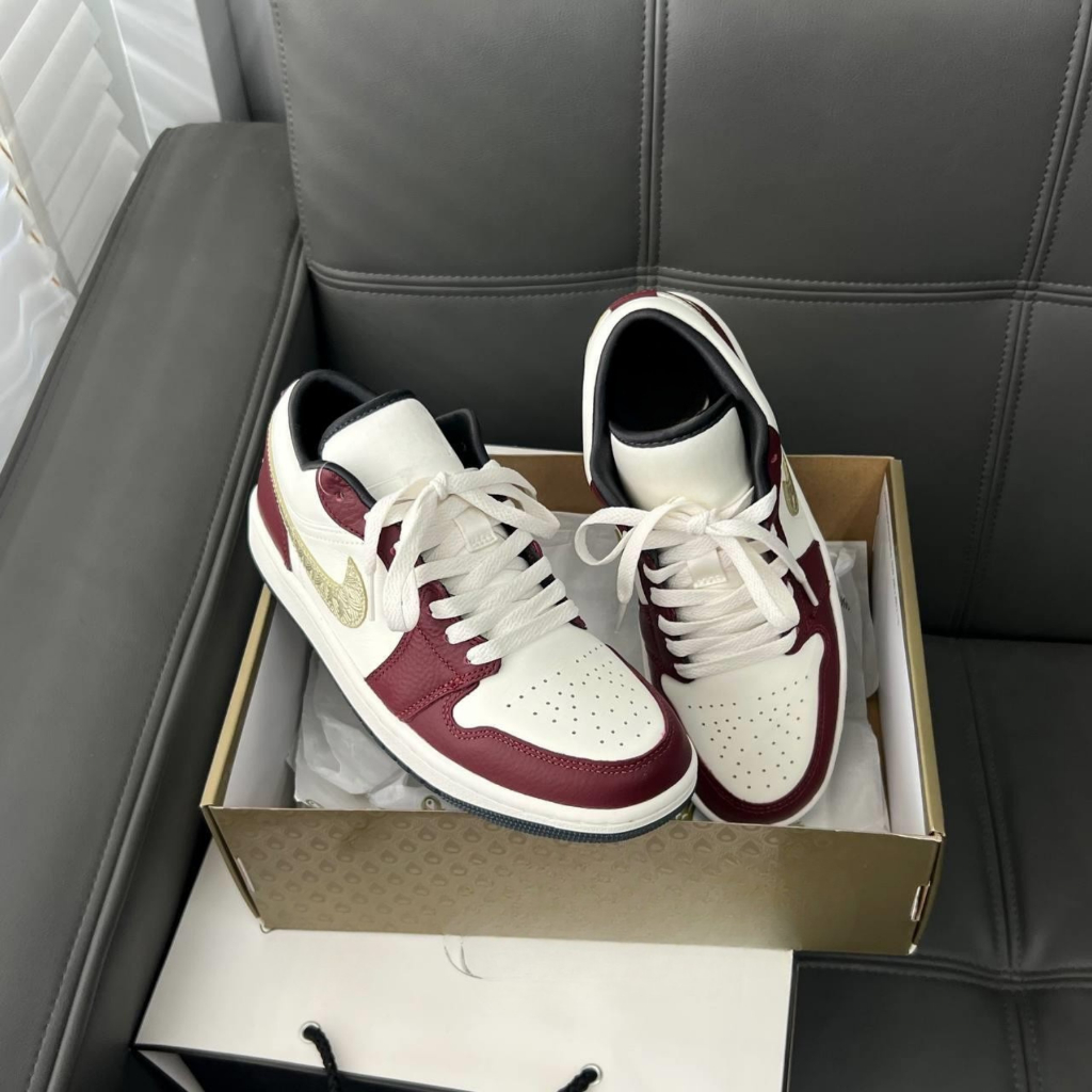 Giày Sneaker Nam Nữ, Giày Thể Thao Cổ Thấp Đỏ Vệt Vàng