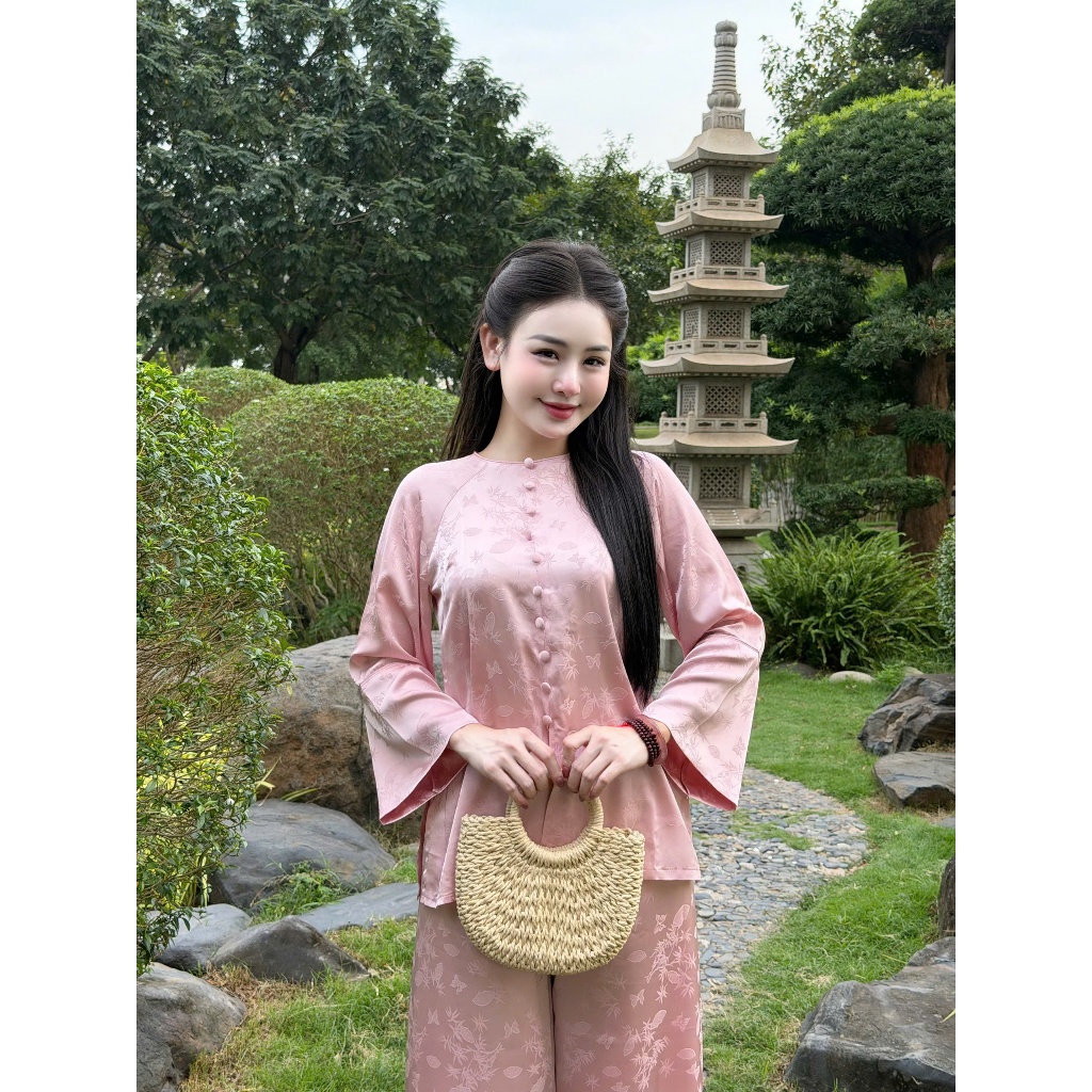 Bộ bà ba cổ tròn đính cúc bọc lụa gấm Trúc quạt Pháp phục đi chùa cách tân dáng xuông dài tay mềm mịn Thanh lịch-TK