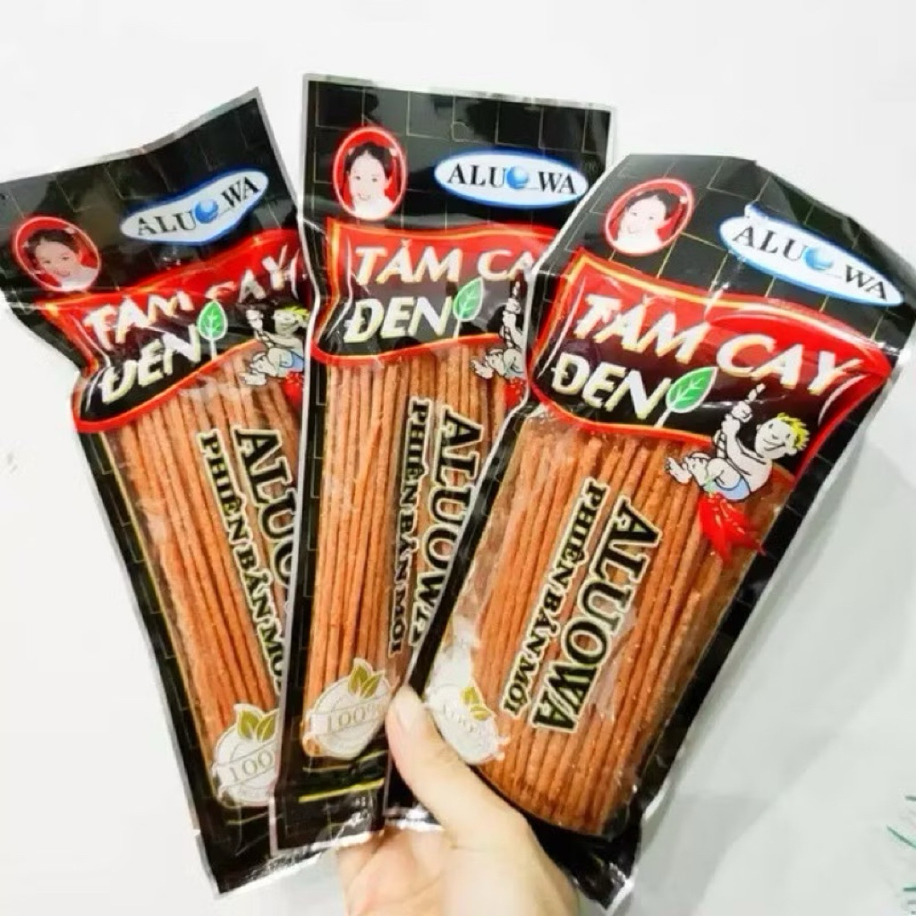Tăm Cay Đen ALUOWA Phiên Bản Mới Đặc Biệt, Tăm Cay Đen Ăn Vặt Cổng Trường Combo 10gói, 20gói, 30gói.