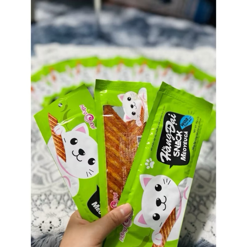 Snack mèo yêu cá Hằng Đại Thơm Ngon Cay Cay Bịch 30 Gói