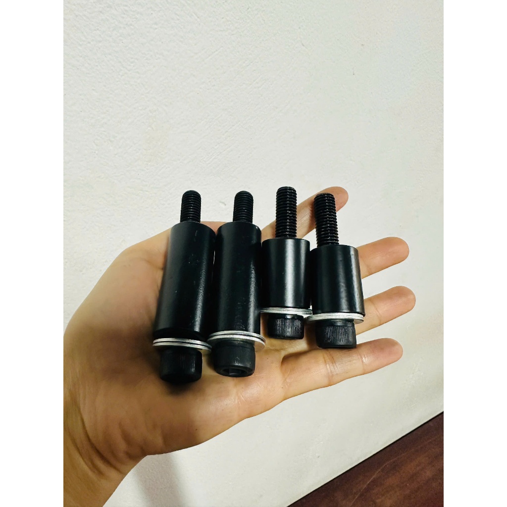 Cục nâng ghế lái ô tô 3cm-5cm(các xe Vinfast, Xpand, Morning, các loại xe ốc M10 Zen 1.5 zen thông thường), sx trực tiep