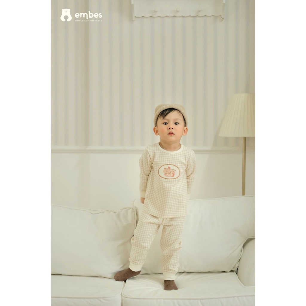 Đồ Bộ Cho Bé Embes, Bộ Dài Tay Kẻ Caro Ngực Đáp Hình Chất Cotton Dày Mặc Thu Đông Cho Bé Từ 8-18Kg