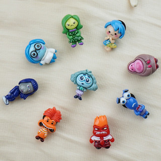 Bộ 9 Sticker, Charm 3D chủ đề Cảm xúc nhựa cứng gắn Dép Sục, Cá sấu JB-405 Mita