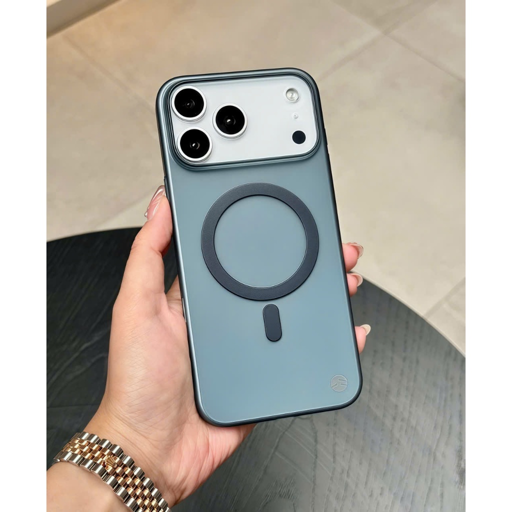 Ốp Lưng Nhám Cứng Switcheasy Ultra Slim Case Siêu Mỏng hỗ trợ sạc không dây cho IPhone 17 Pro Max/17 Air/17/16/Promax