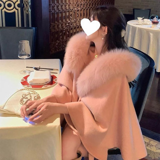 Áo choàng dạ ép viền lông cổ V kèm đai phong cách tiểu thư