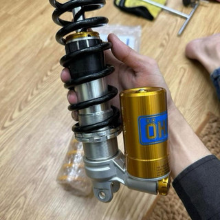 |1 Cái - CÓ LỘT SEAL| Tem Dán BÌNH DẦU Phuộc Ohlins Thuỵ Điển - Có 3 Màu