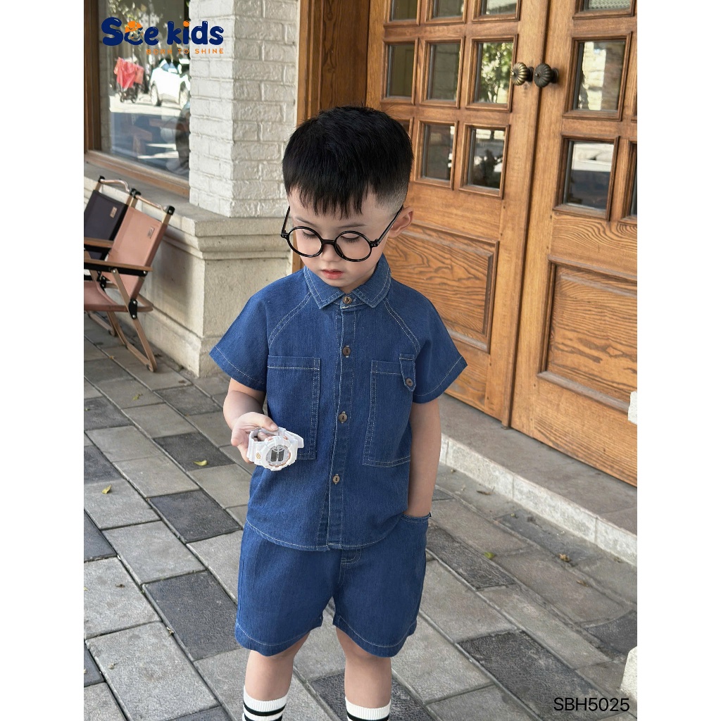 Set sơ mi jean mềm SCE thiết kế sơ mi phối túi kèm quần short cho bé trai 9-28kg
