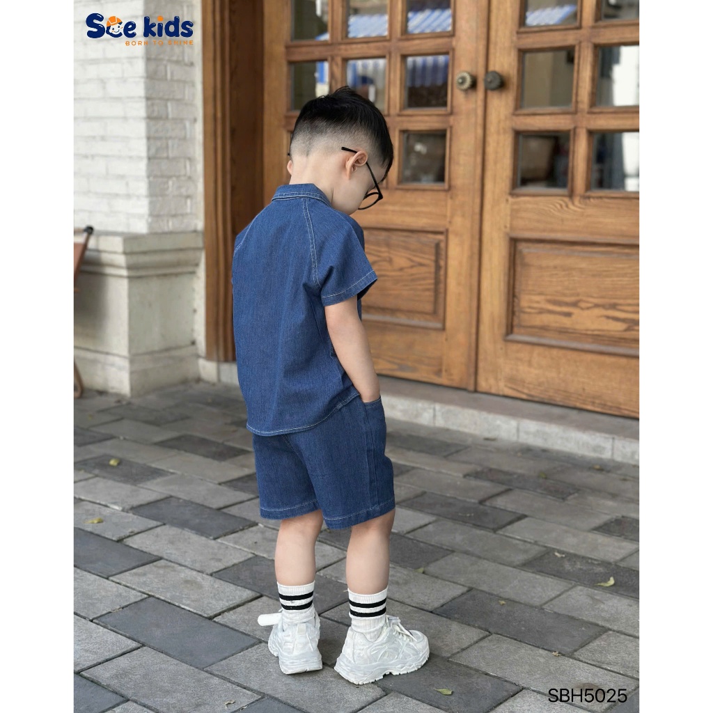 Set sơ mi jean mềm SCE thiết kế sơ mi phối túi kèm quần short cho bé trai 9-28kg