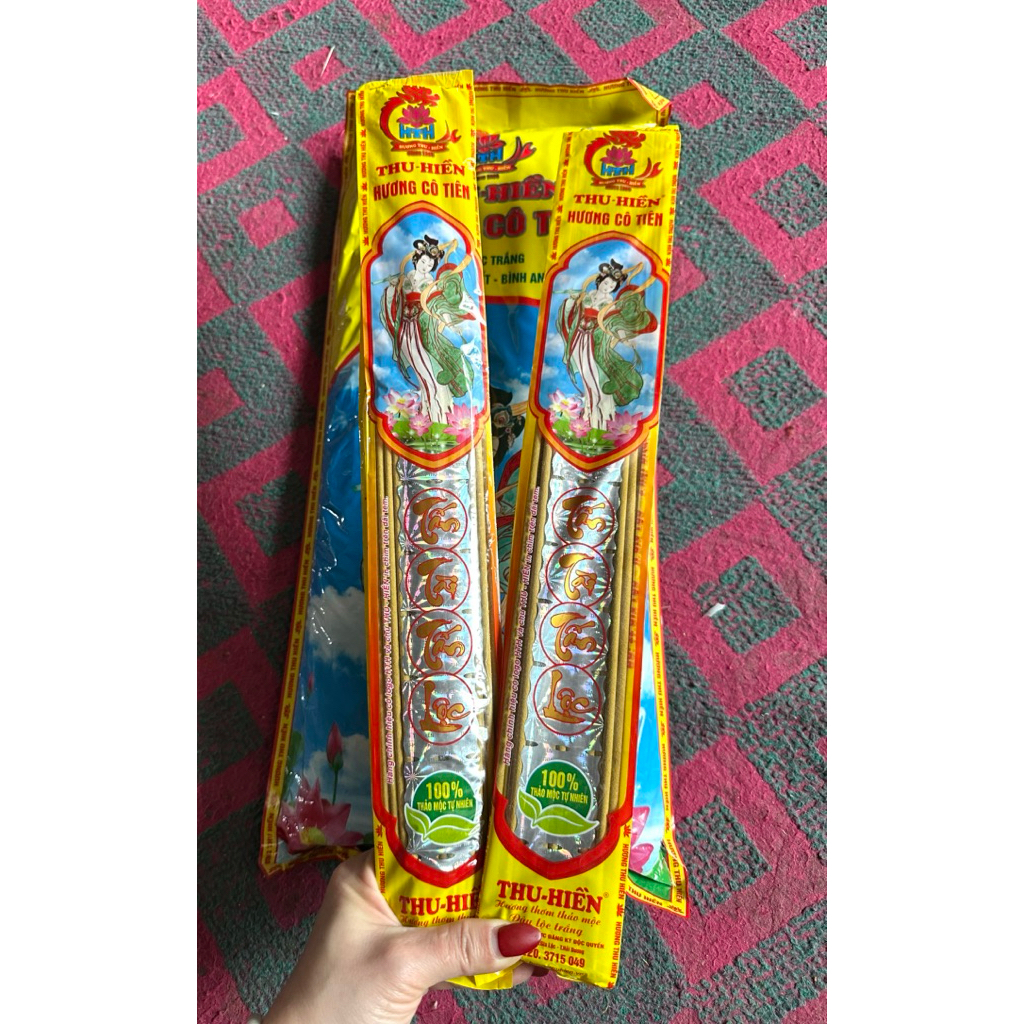 Hương Thu Hiền dài 43cm cuộn tàn trắng