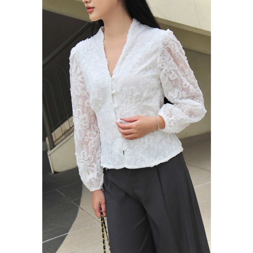 LABAVISTA Áo sơ mi nữ cổ V vải ren trắng thêu hoa nổi phong cách thanh lịch trang nhã