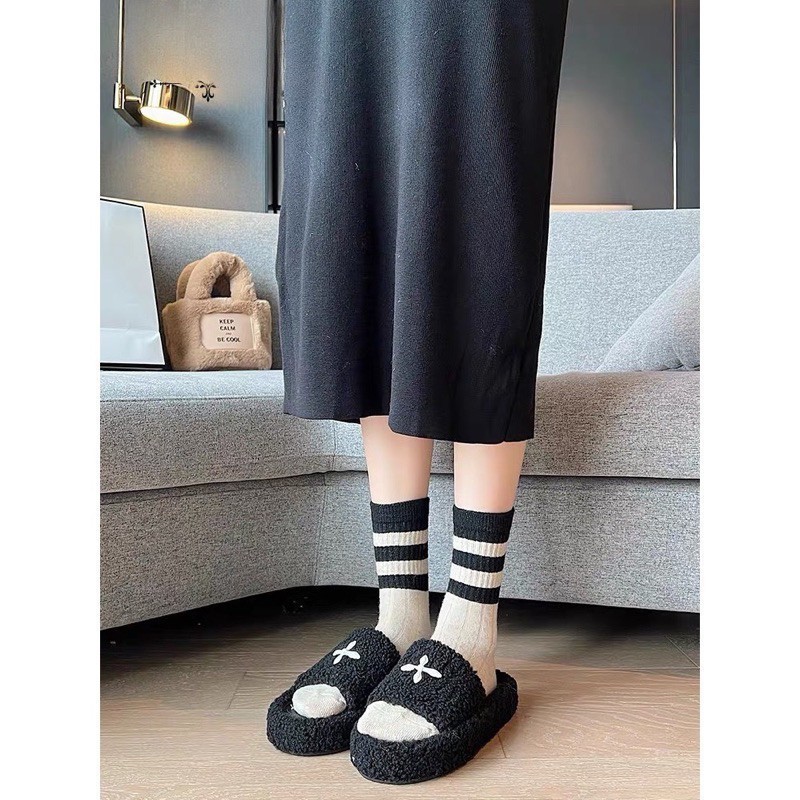 Set 10 Đôi Tất Nữ Cổ Cao Vintage Phối Kẻ Tone Nâu Mẫu Mới Siêu Hot Phong Cách Hàn