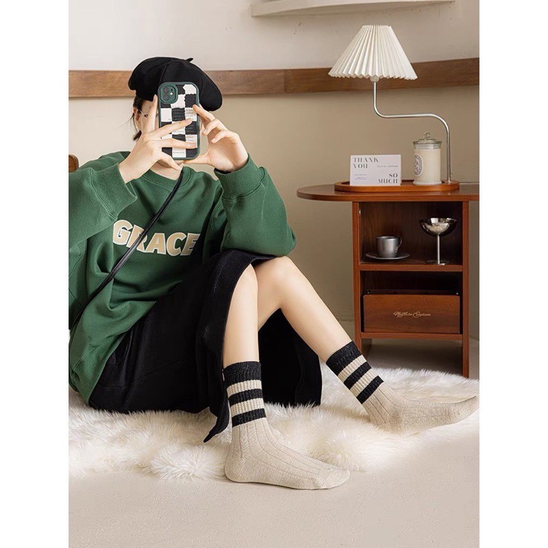 Set 10 Đôi Tất Nữ Cổ Cao Vintage Phối Kẻ Tone Nâu Mẫu Mới Siêu Hot Phong Cách Hàn