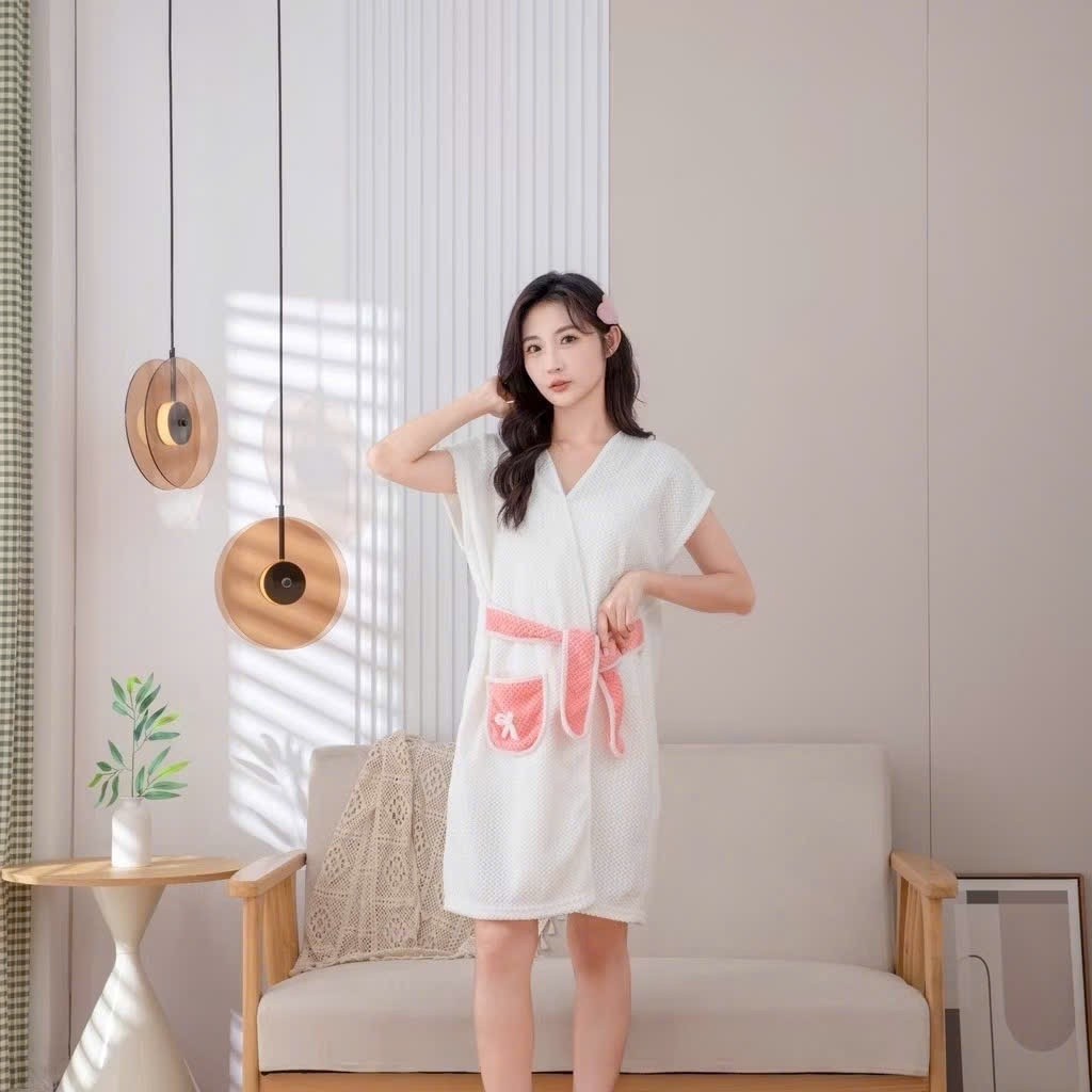 Áo Choàng Tắm Nữ Dáng Váy Dây Buộc Vải Coral Velvet, Thấm Hút Tốt, Nhanh Khô, Dáng Váy Buộc Dây Sang Trọng