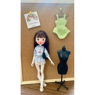 Set sơmi kèm váy sọc xanh size blythe,ob24,xinyi