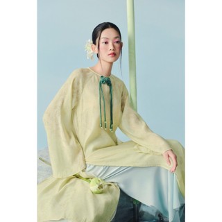 Áo dài OLV màu xanh cốm dịu dàng cổ điển Diệp Dao phù hợp mặc lễ tết (Không kèm quần)