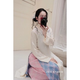 Siêu phẩm set áo dài cao cấp đủ màu hoạ tiết vân gấm đủ màu chị em mình diện tết sang chảnh xịn mịn - Baotrang.clothes