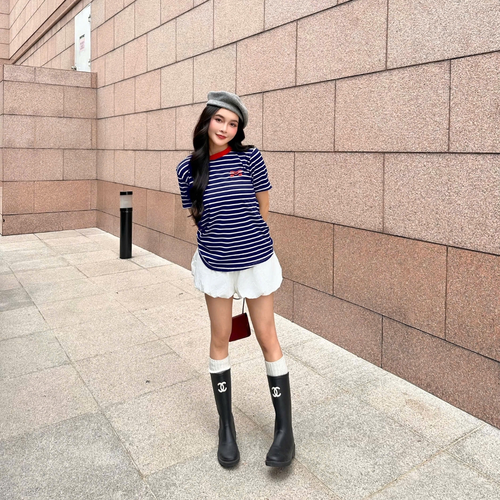Áo Thun Mirage Cổ Viền Sọc Xanh Bắt Mắt Local Brand Chất Cotton Mềm Mịn.