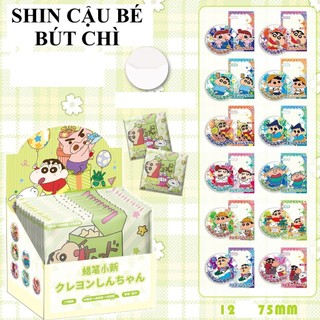 SẴN/new Shin cậu bé bút chì / Gói Huy hiệu và thẻ trong nhân phẩm blindbox fullbox 12 gói anime cu Shin siêu quậy