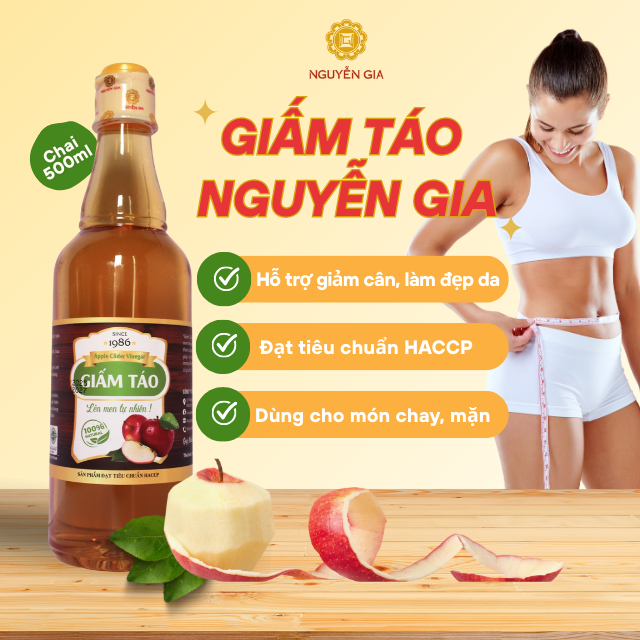 Giấm Táo lên men từ táo nhập chai 500ml NGG0051