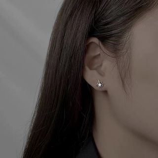 SNUOFO - Khuyên tai đinh tán Polaris dành cho nam Phong cách cao cấp mẫu khuyên tai cá tính bán chạy nhất năm 2025